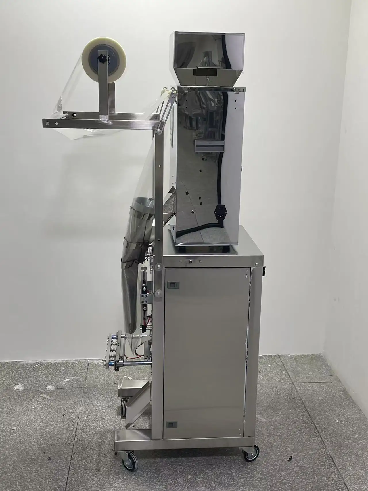 Where to Find Premium Packer Machines for Industrial Use
