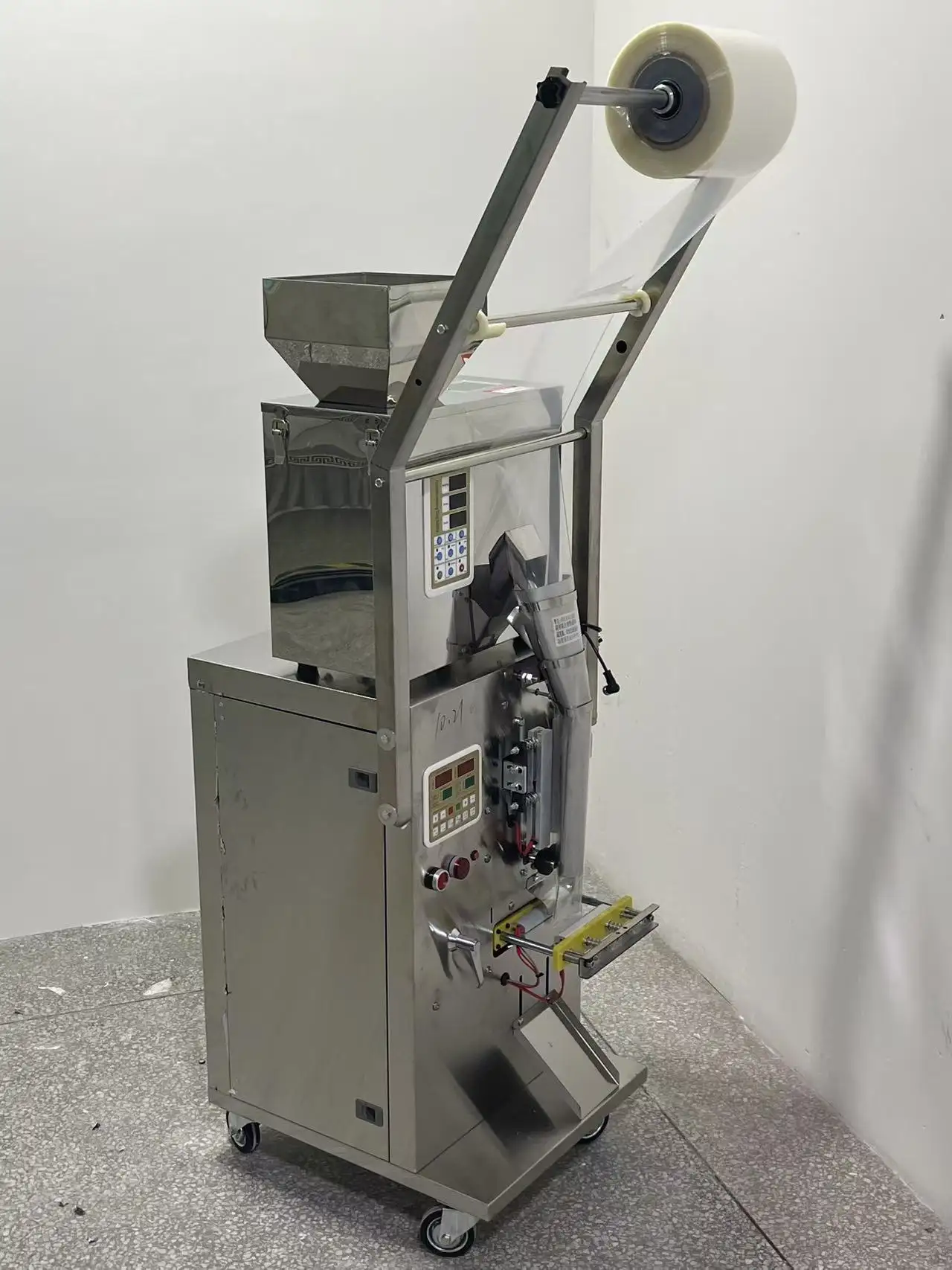 Where to Buy Reliable Powder Sachet Filling Machines for Industrial Use